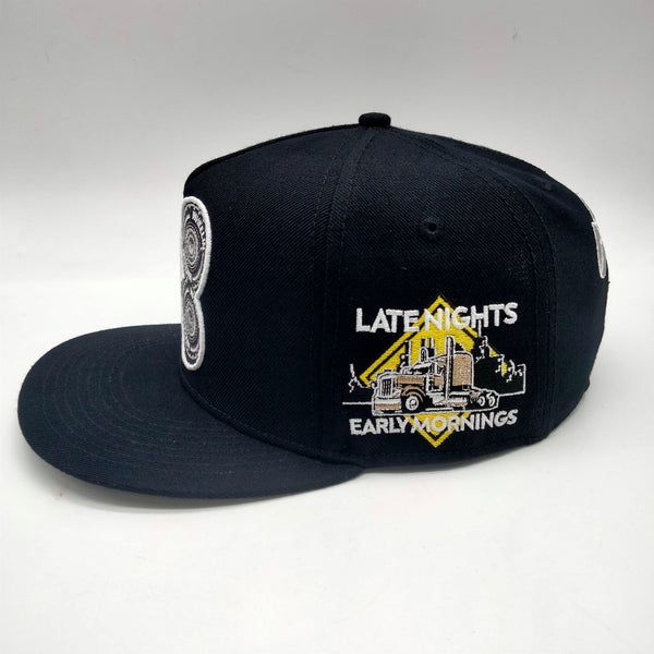 🚛🚛🚛18 WHEELIN 5 Panel SNAPBACK